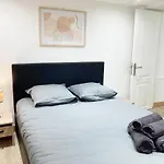 Mla Homes - Cozy Foller